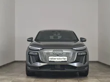 Audi Q6 Sportback e-tron quattro in Daytonagrau Perleffekt