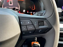 SEAT Arona Reference Edition 1.0 TSI in Candy-Weiß