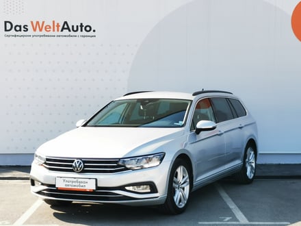 VW Passat Var. Business 2.0 TDI SCR DSG