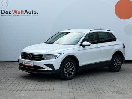 VW Tiguan Life eHybrid