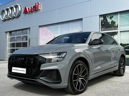 Audi SQ8 TFSI quattro