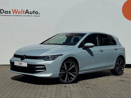 VW Golf 8 Life Plus 2.0 TDI SCR DSG