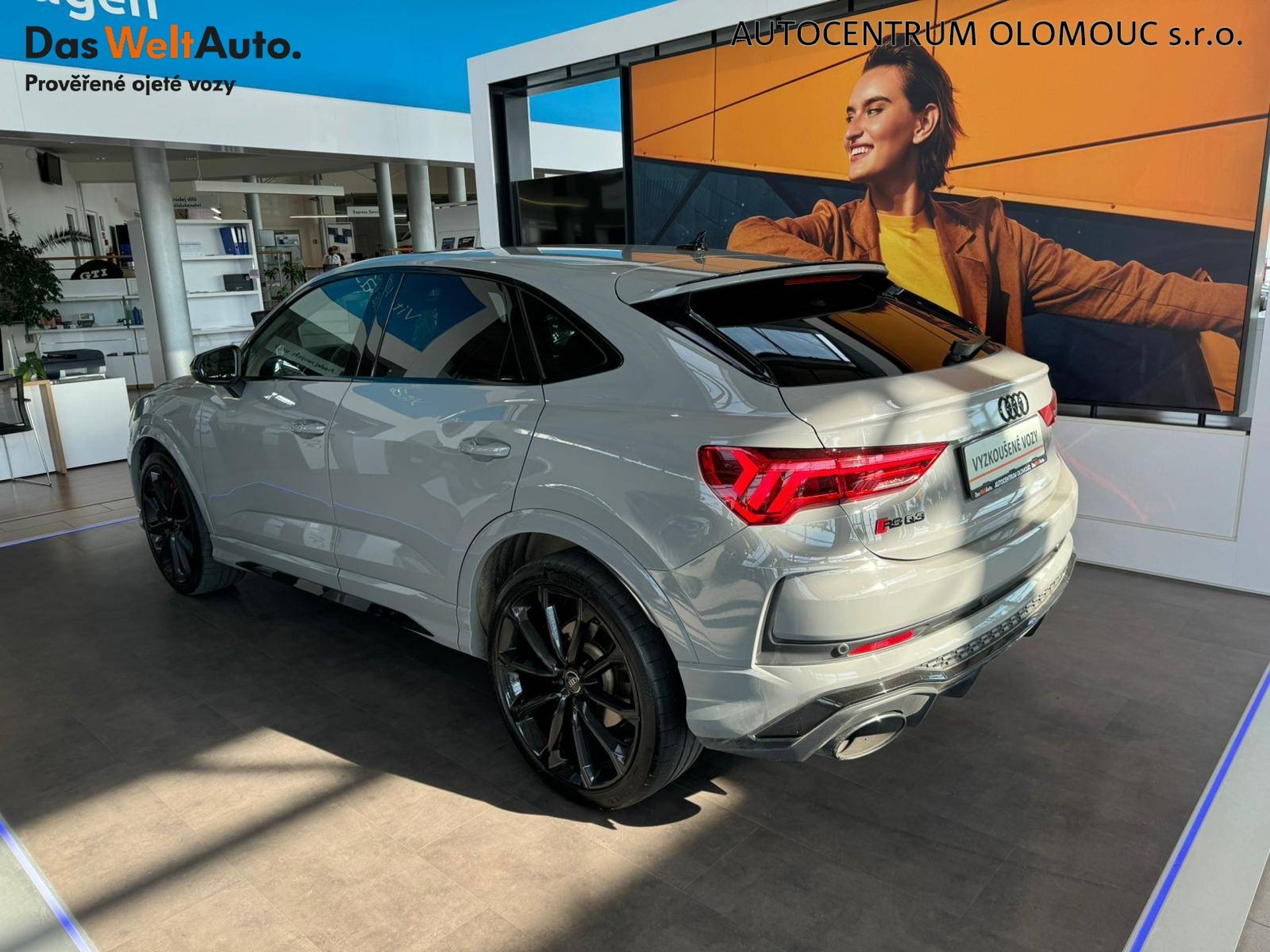 Audi RSQ3
