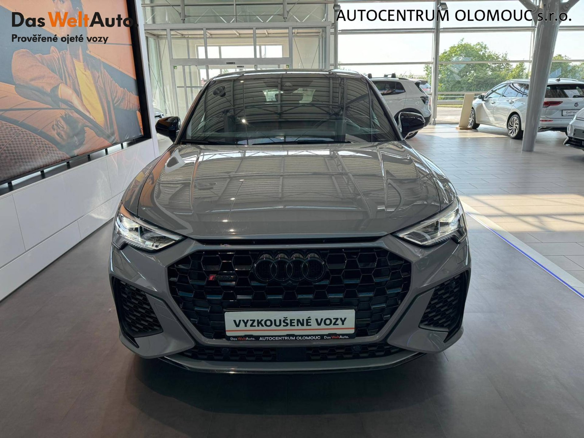 Audi RSQ3