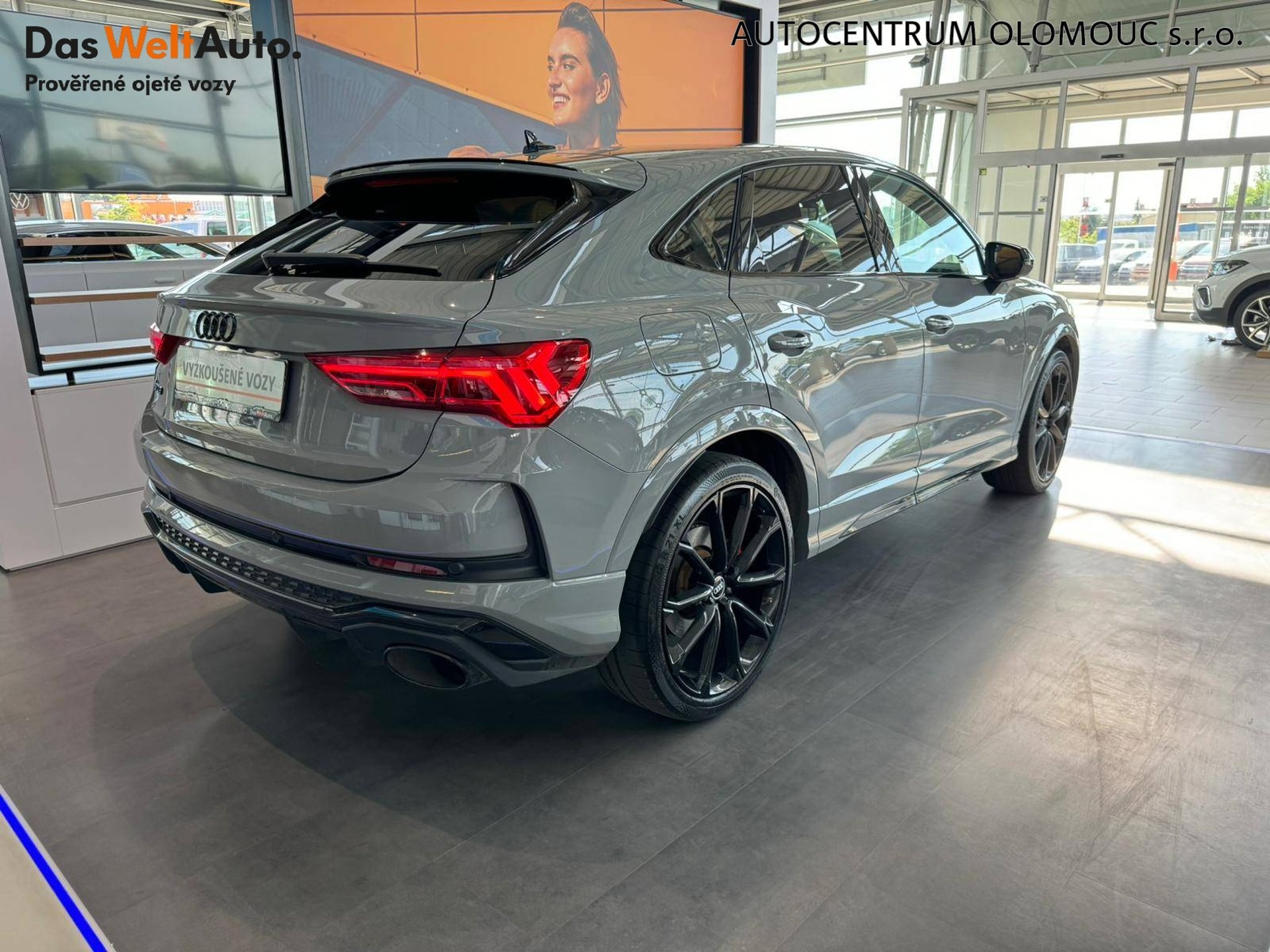Audi RSQ3