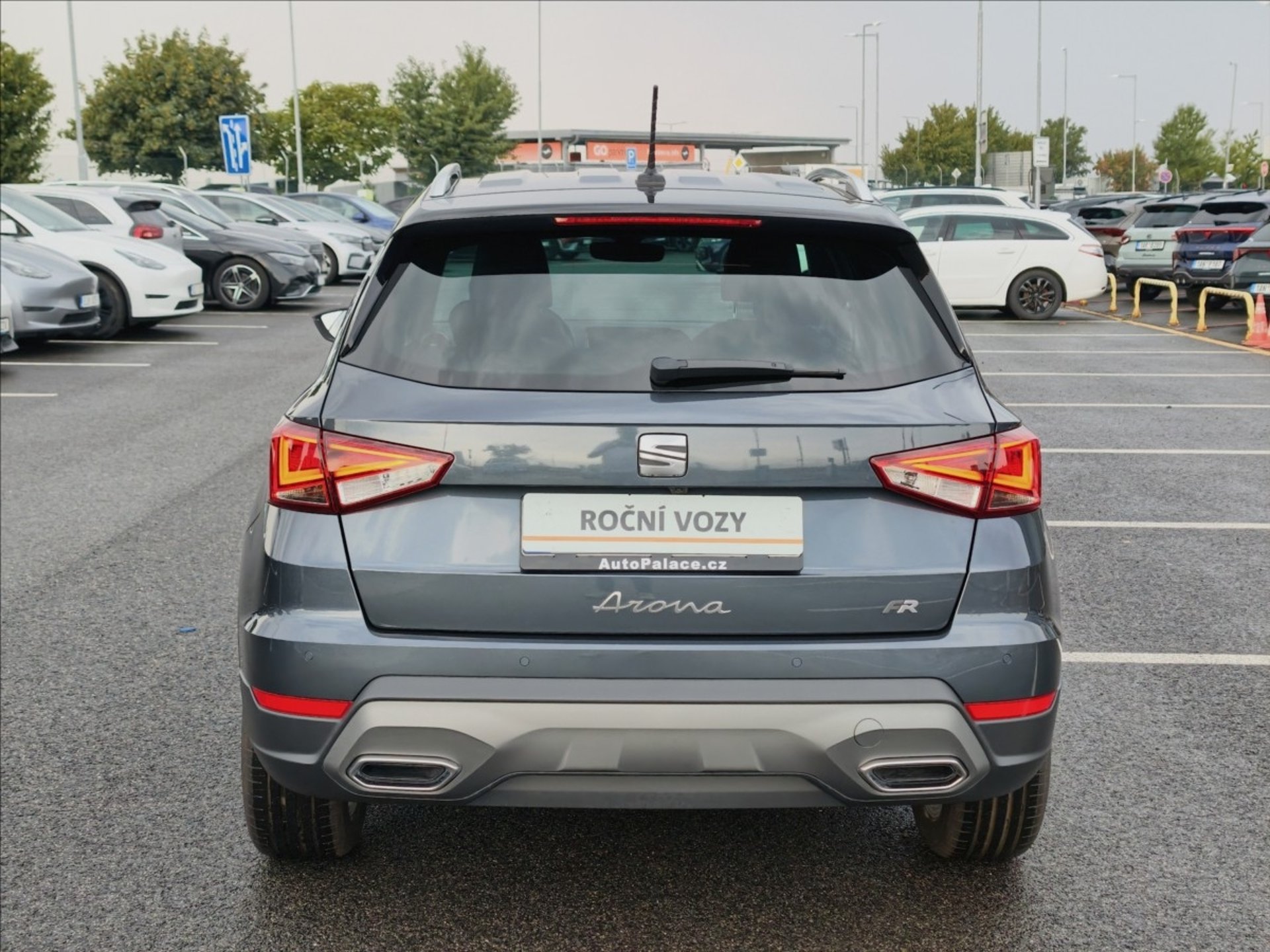 Seat Arona