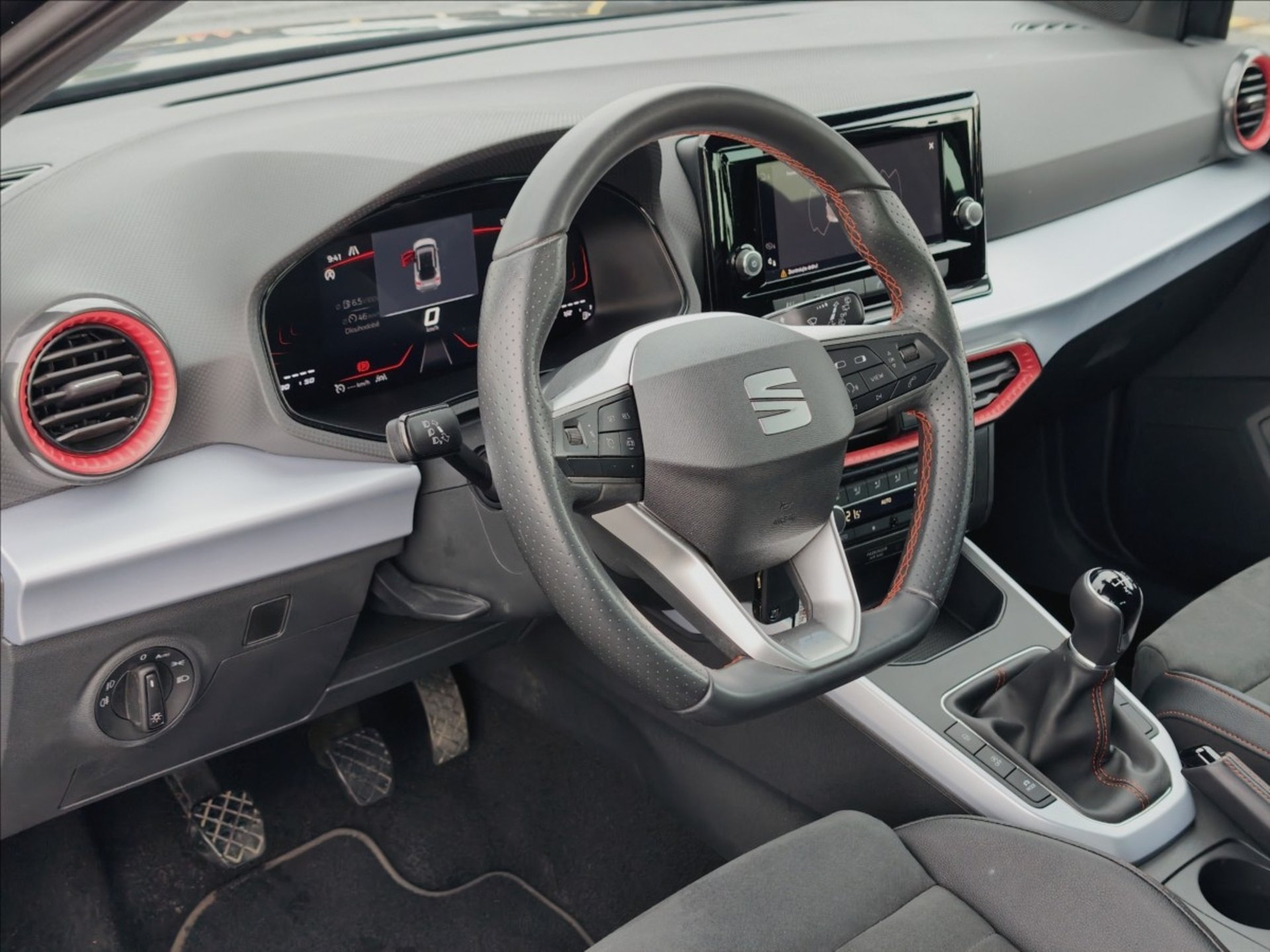 Seat Arona
