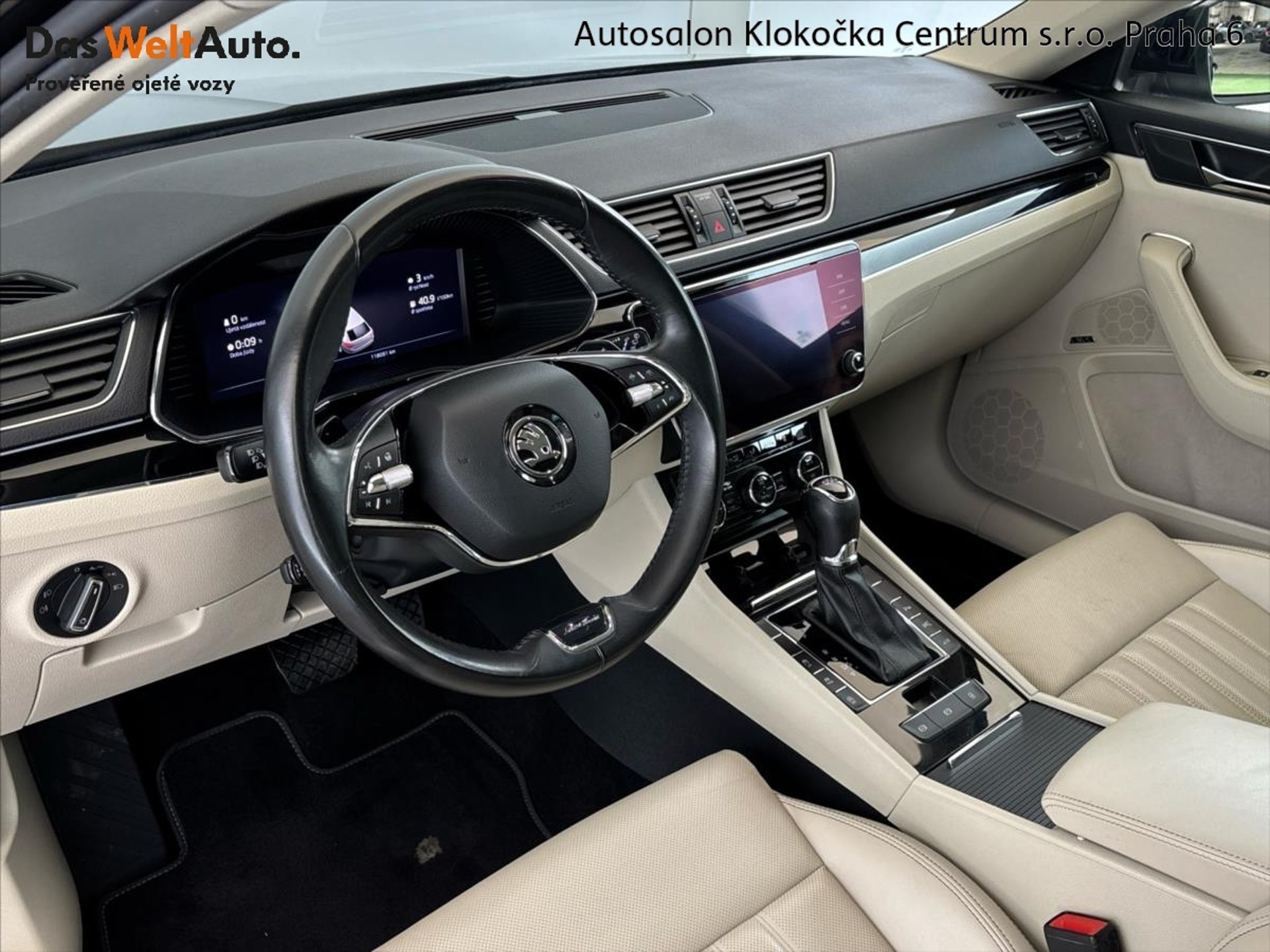 Škoda Superb