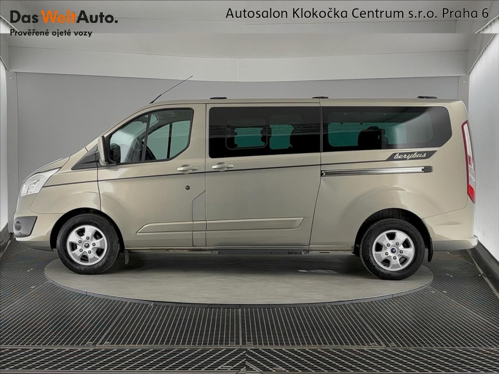 Ford Tourneo Custom