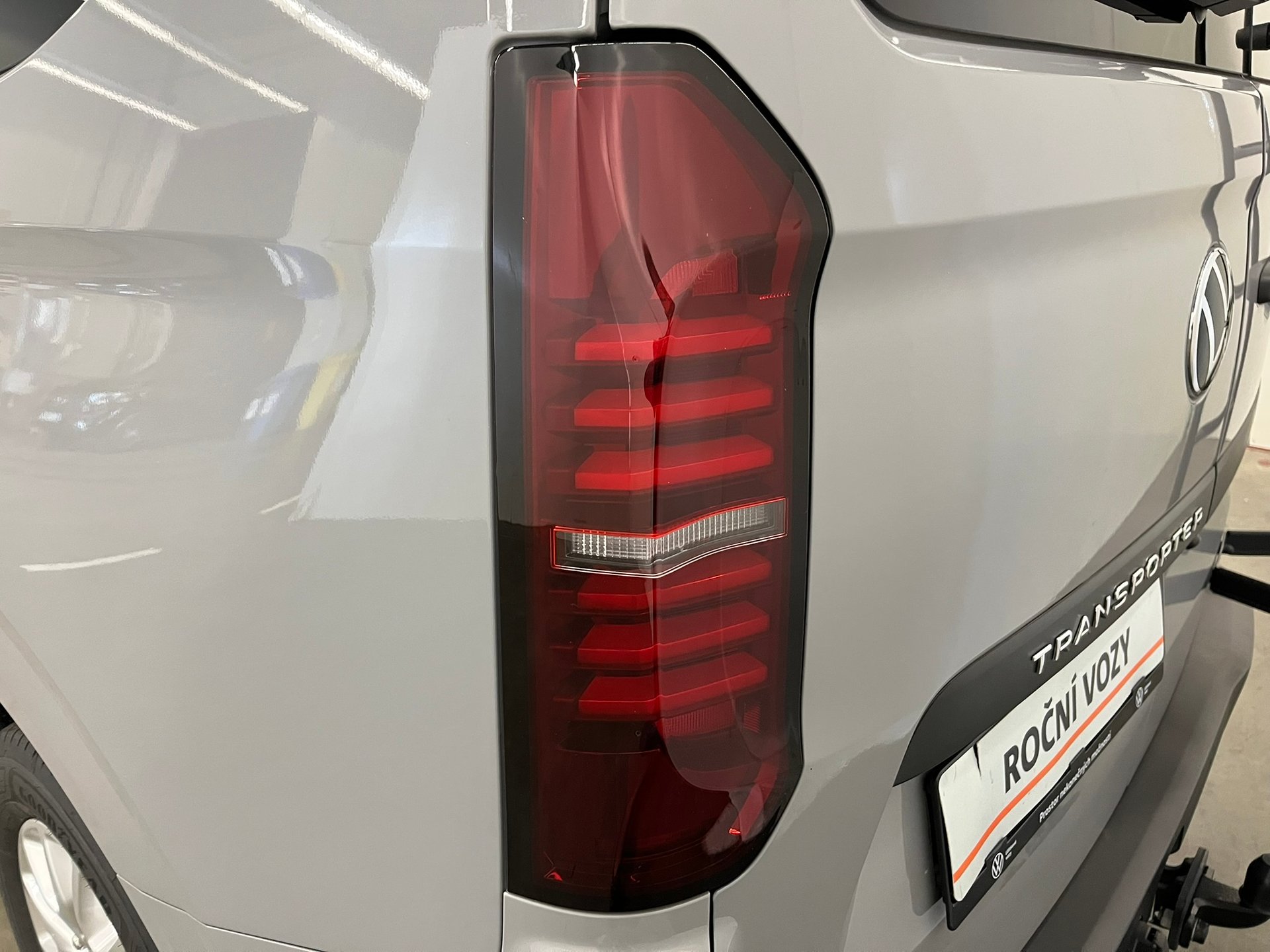 Volkswagen T7 Kombi