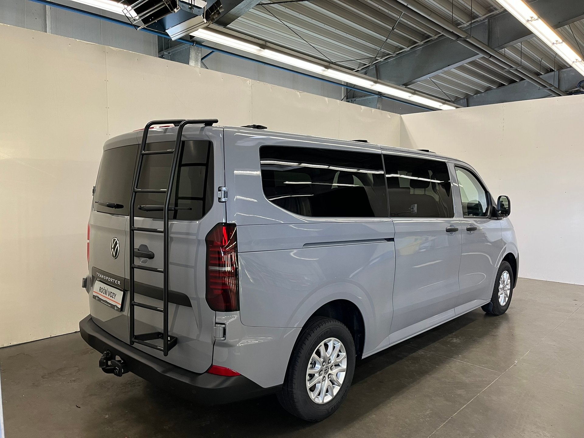 Volkswagen T7 Kombi