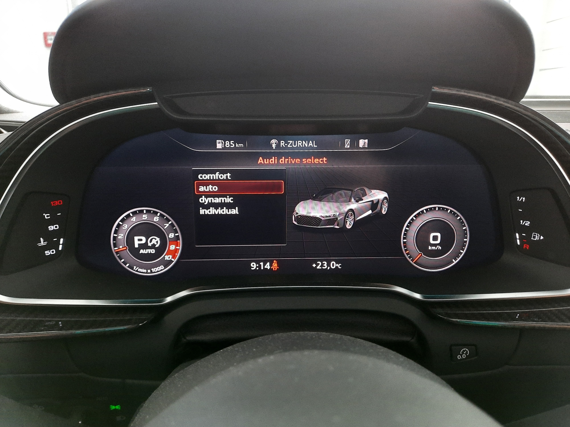 Audi R8
