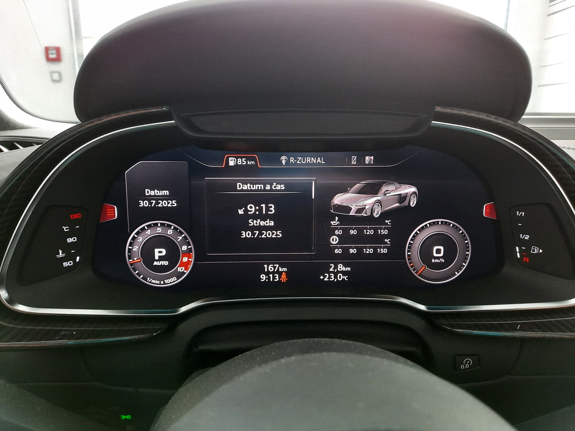 Audi R8
