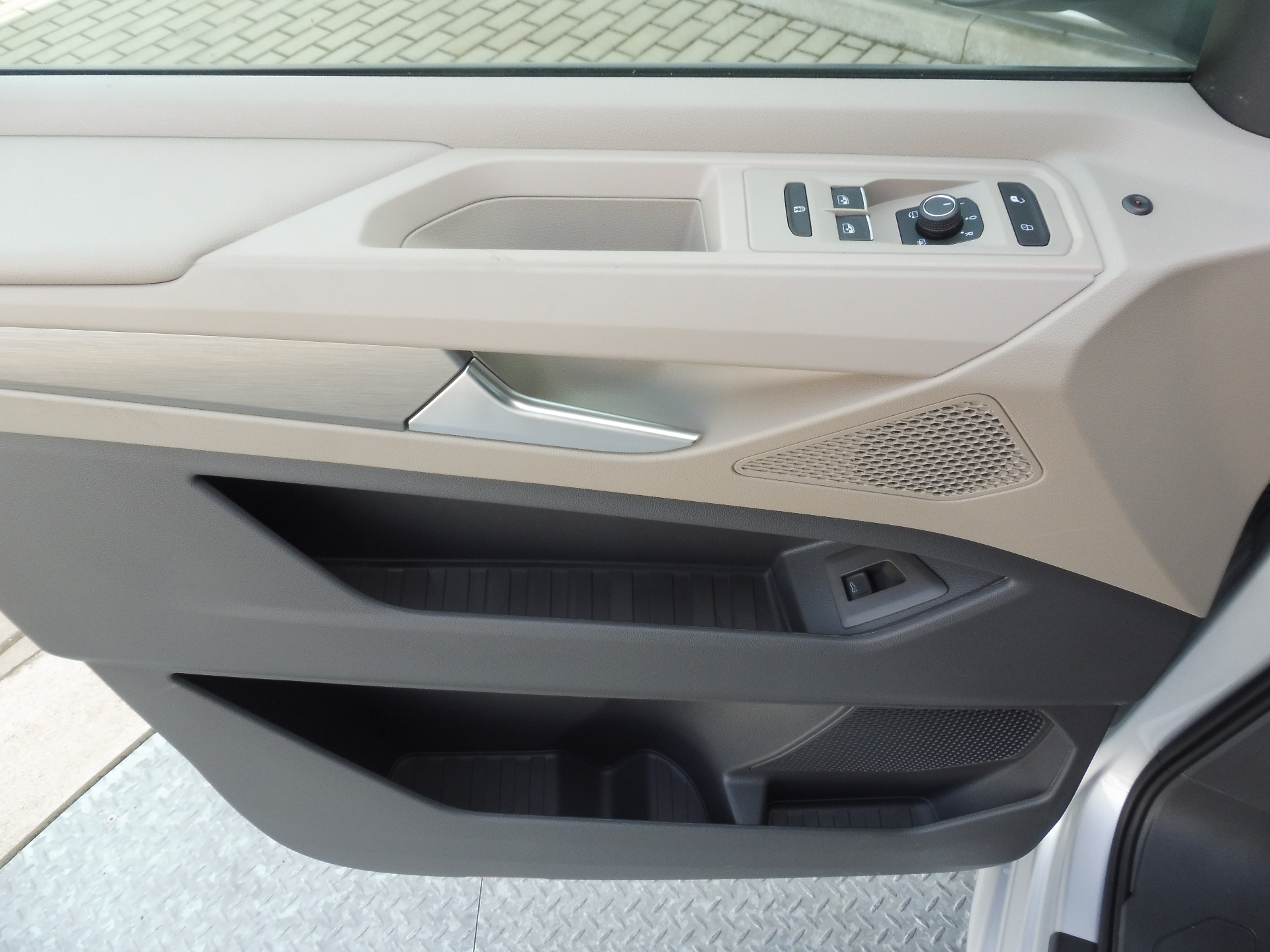 Volkswagen Nový Multivan