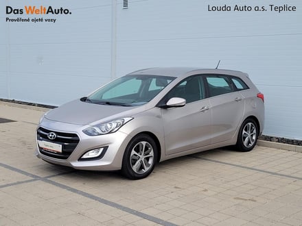 Hyundai i30 Trikolor 1.6 CRDi 81 kW manuál ,