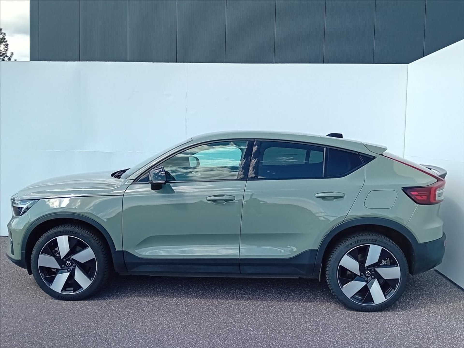 Volvo C40