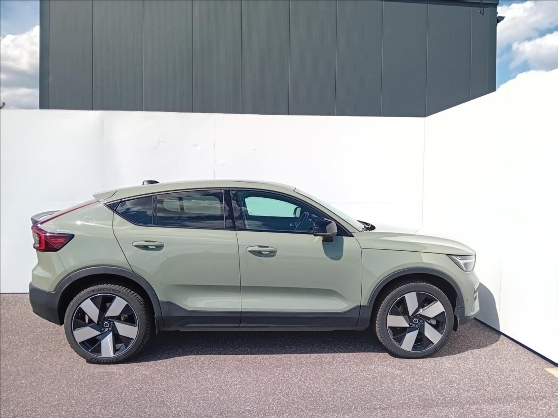 Volvo C40