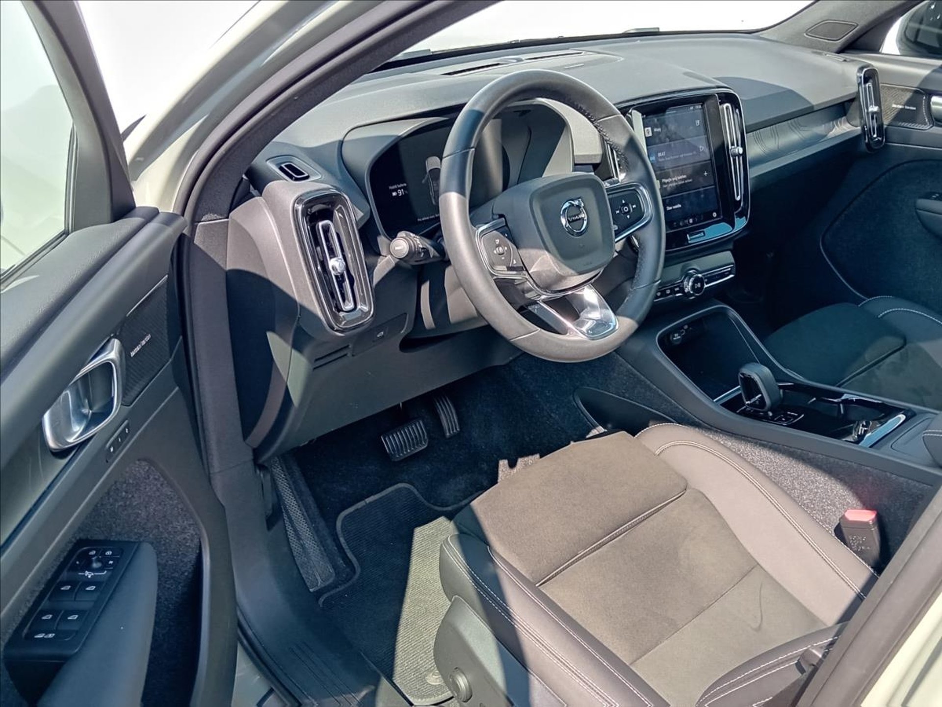 Volvo C40