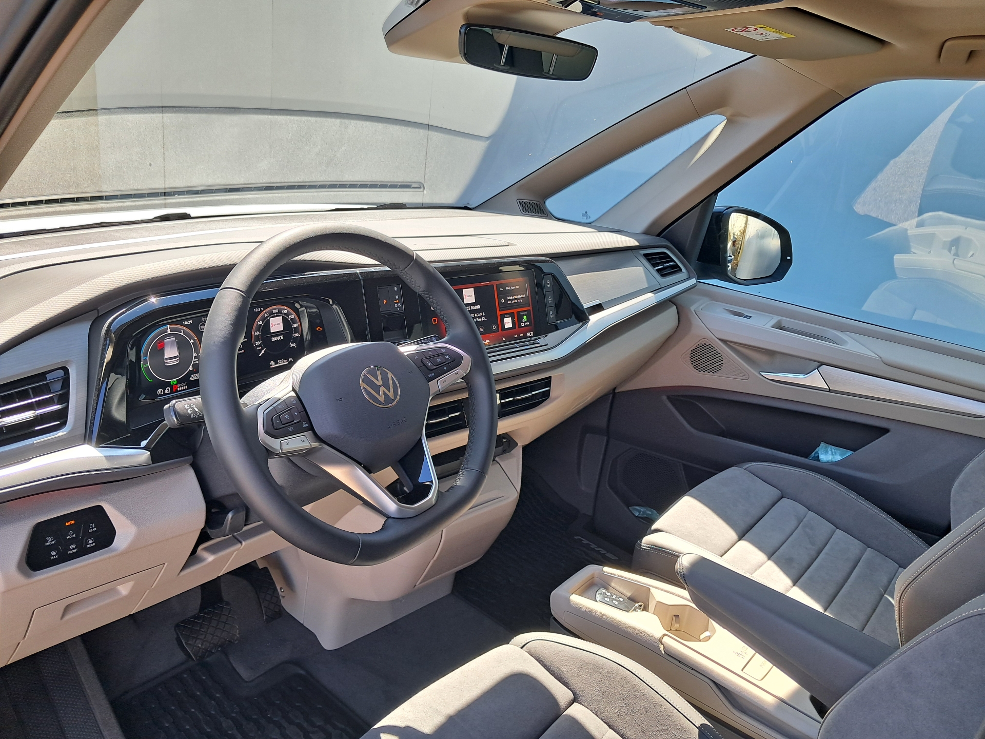 Volkswagen Nový Multivan