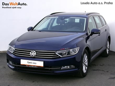 VW Passat Variant Highline 2.0 TDI 110 kW manuál ,