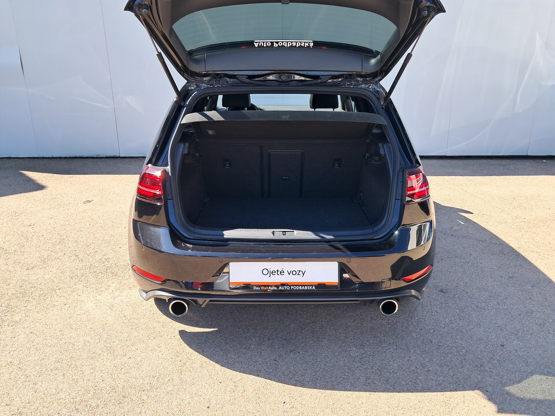 Volkswagen Golf GTI