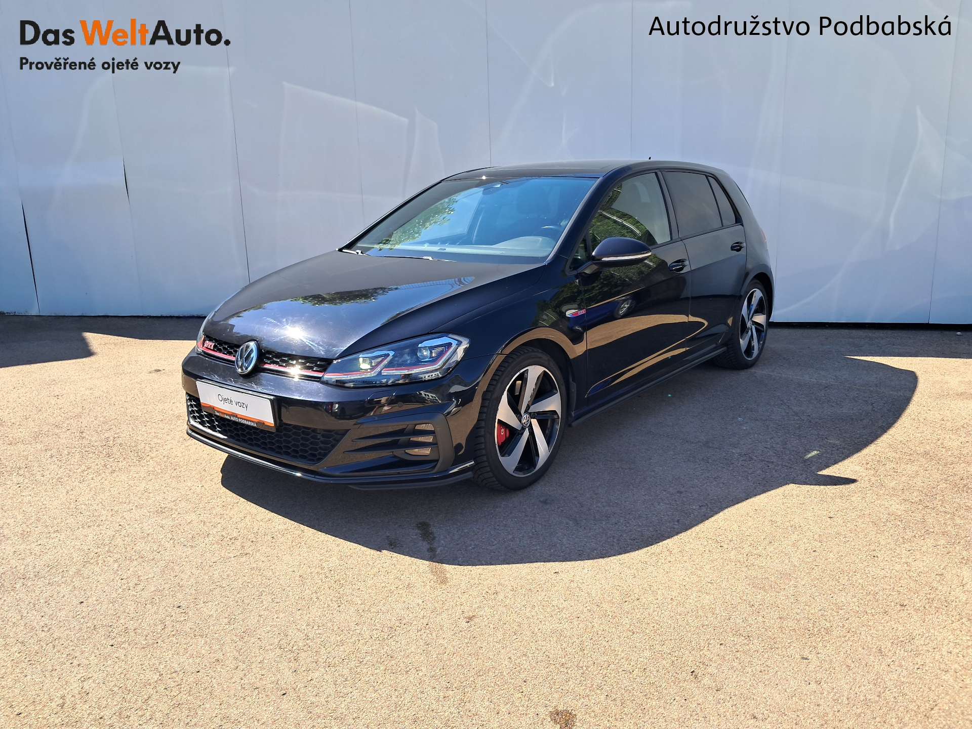 Volkswagen Golf GTI