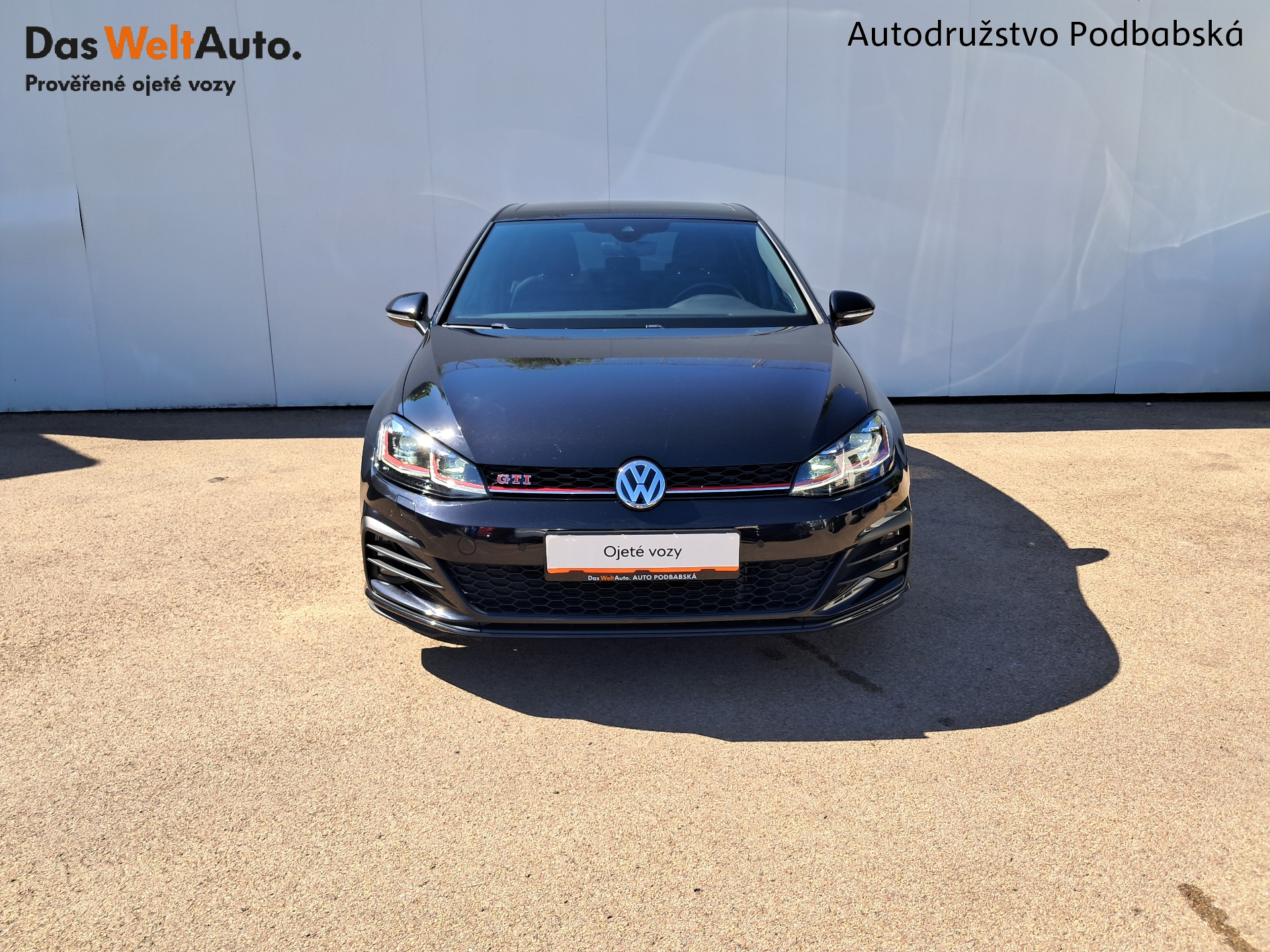 Volkswagen Golf GTI