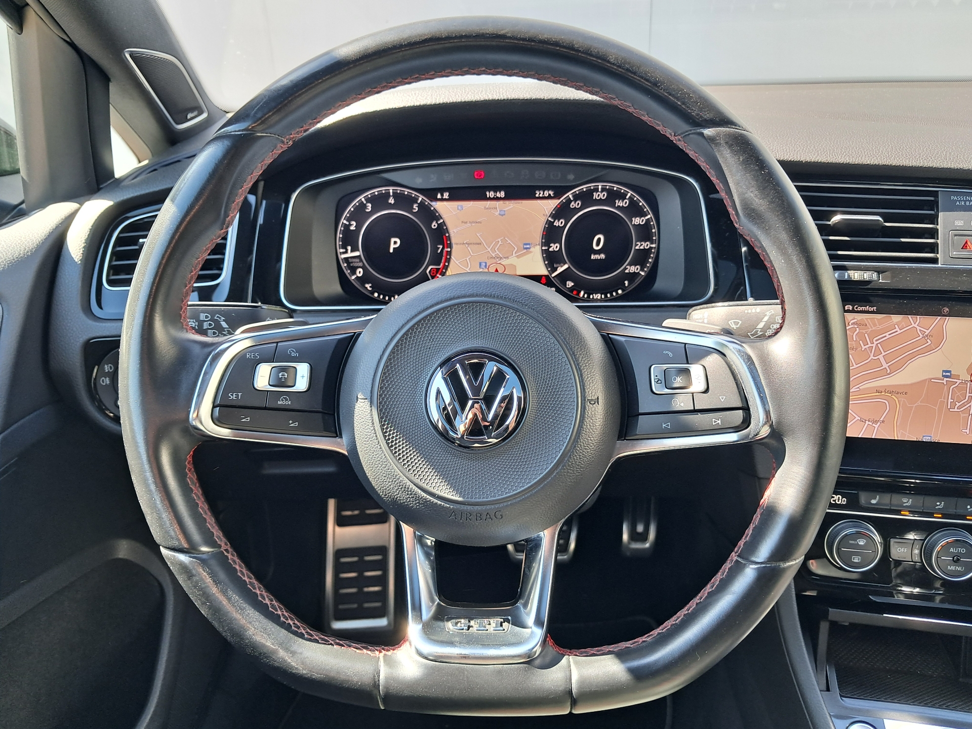Volkswagen Golf GTI