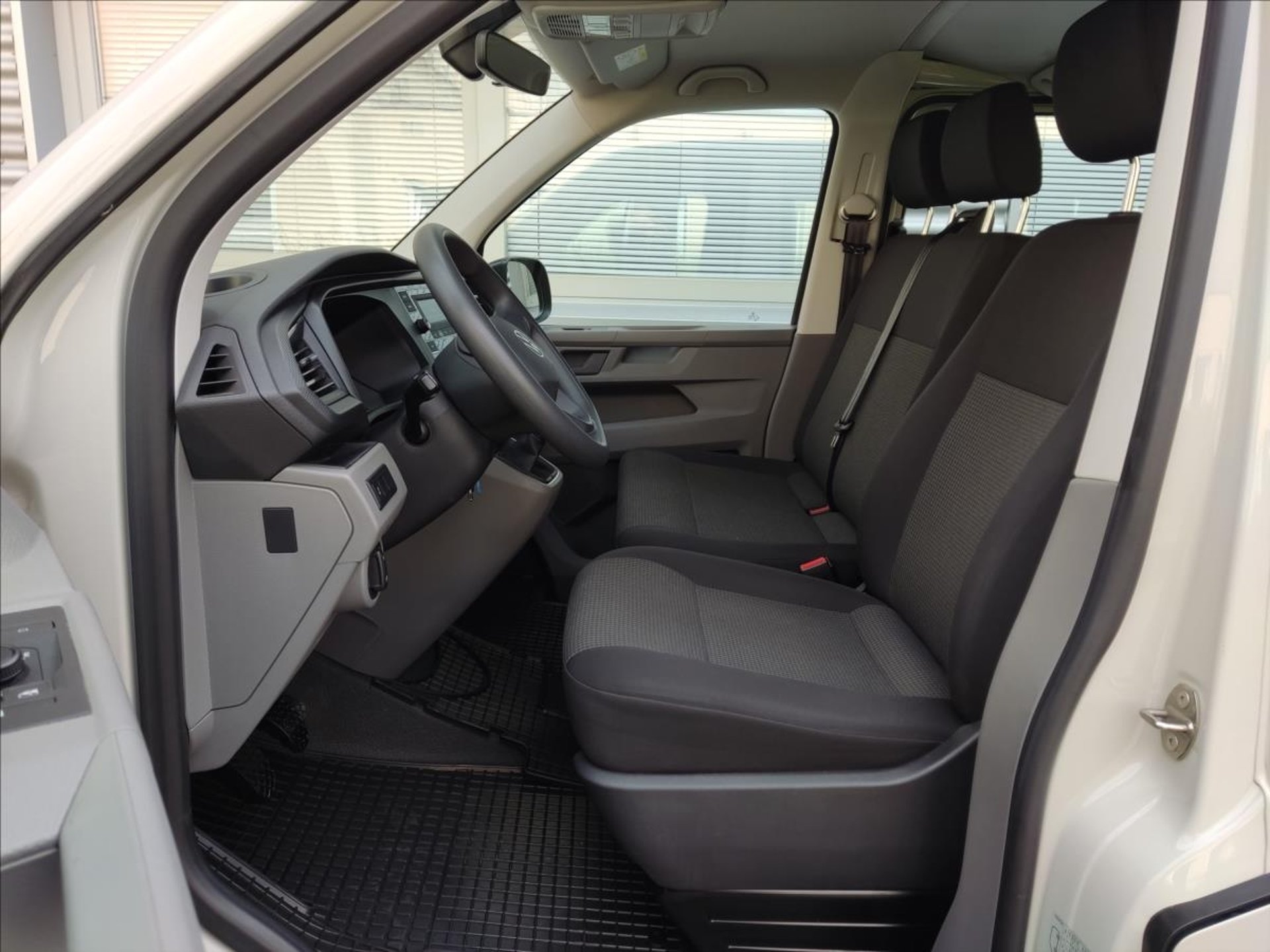 Volkswagen Transporter 6.1