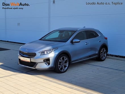KIA XCeed  1.4 T-GDI 103 kW manuál ,