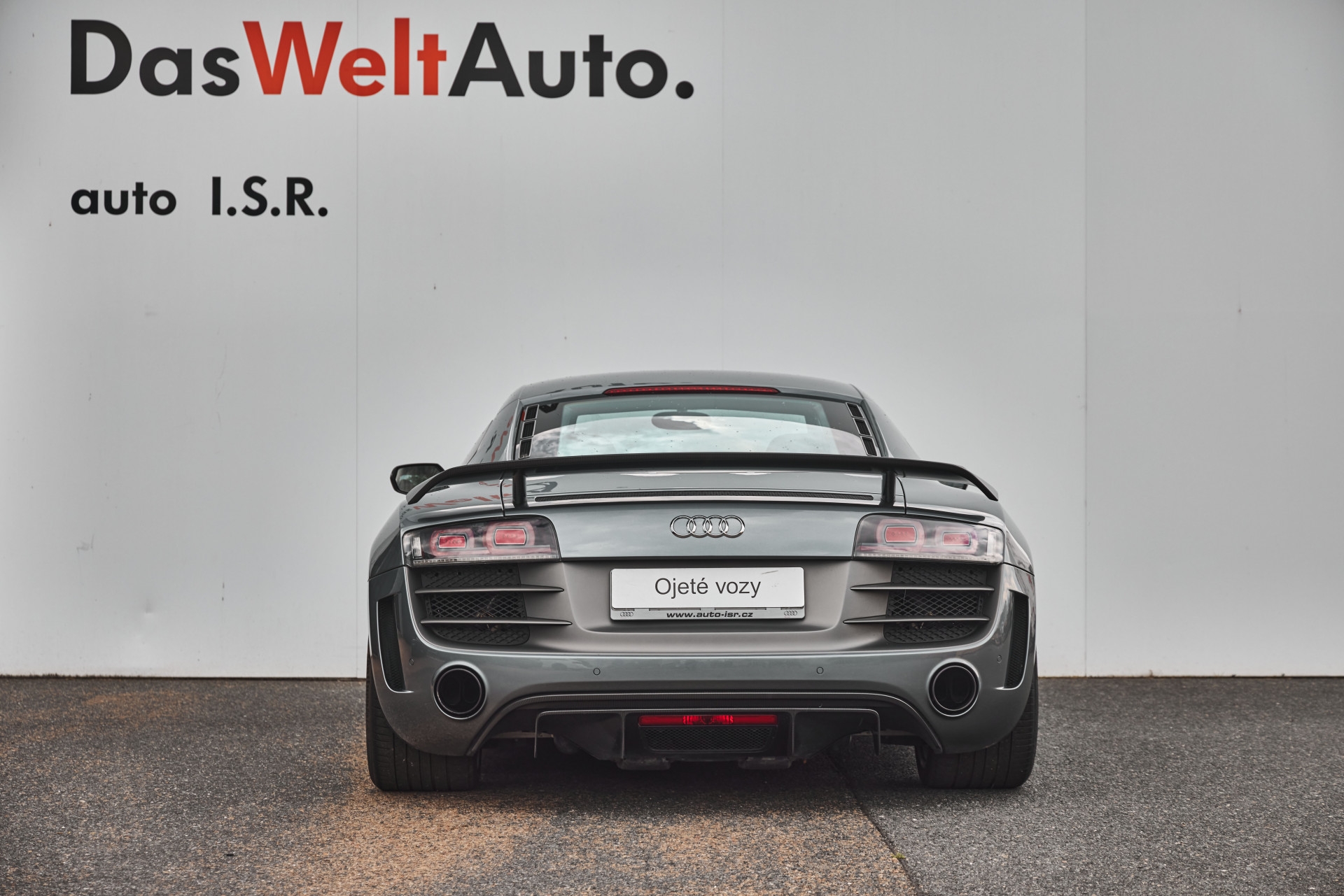 Audi R8