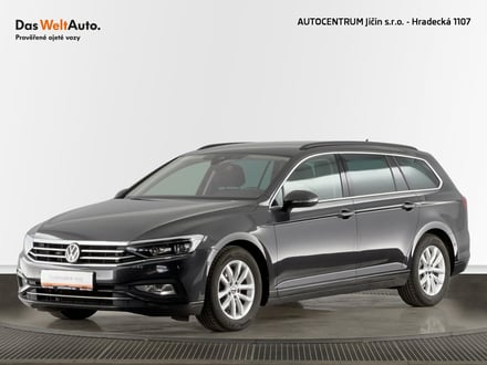 VW Passat Business 2.0 TDI 110kW, IQ.LIGHT, Digital Cockpit