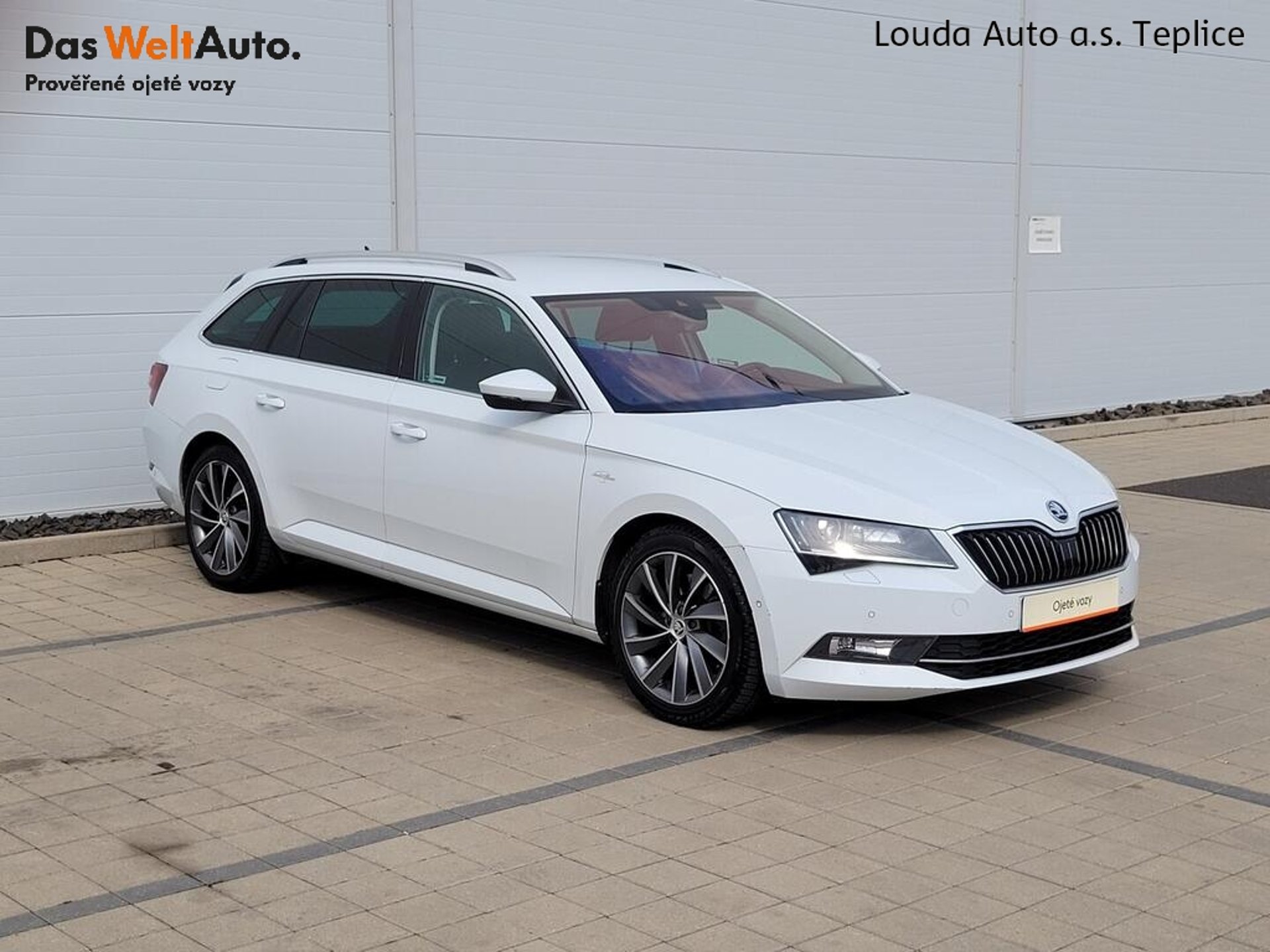 Škoda Superb