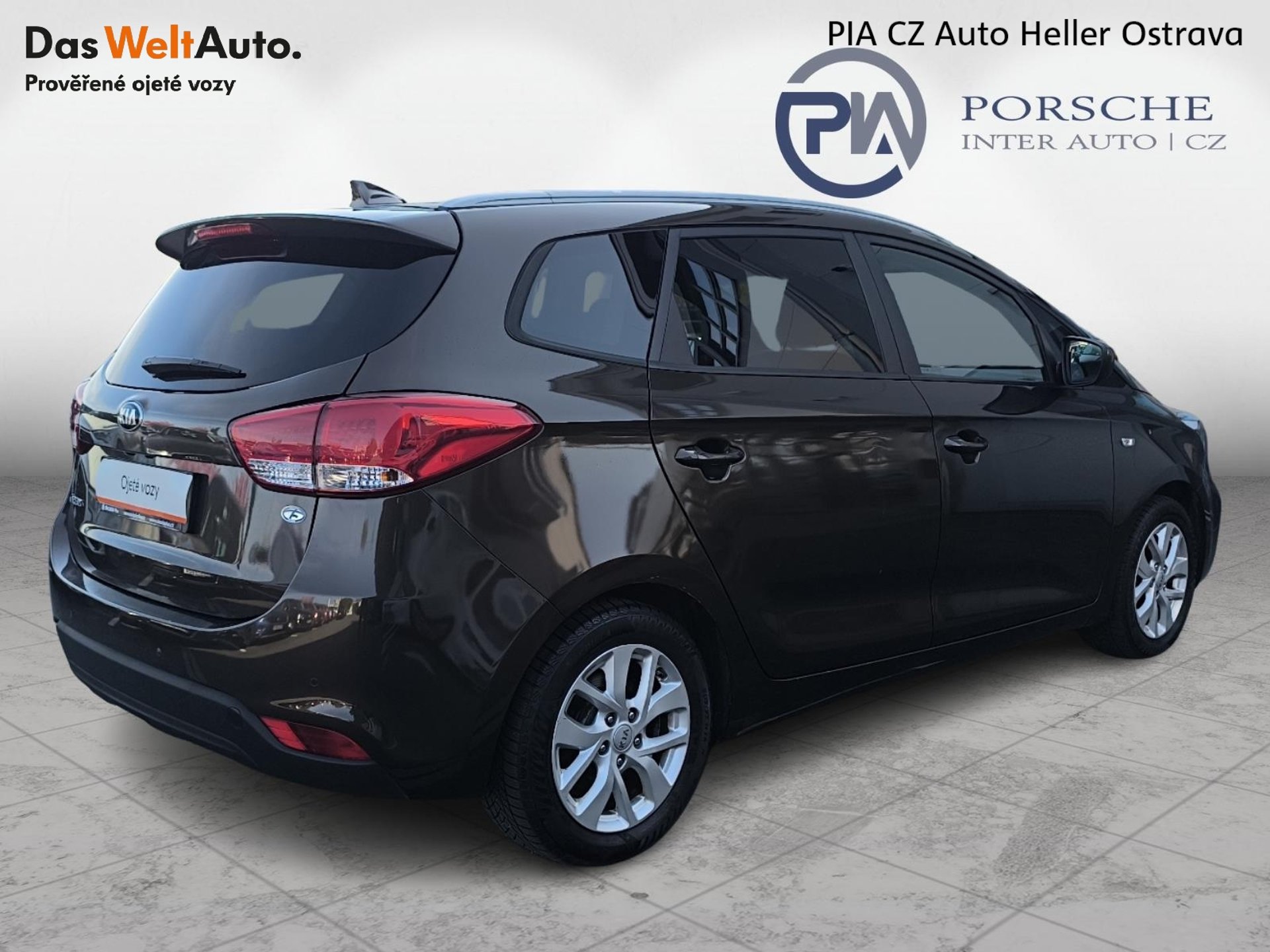 Kia Carens