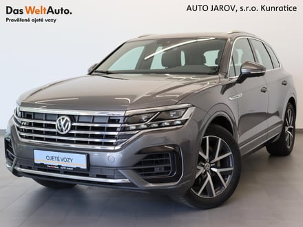 VW Touareg ELEGANCE V6 3,0 TDI BMT