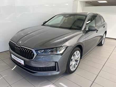 Škoda Superb Combi 2.0 TDI 110 kW A7F L&K