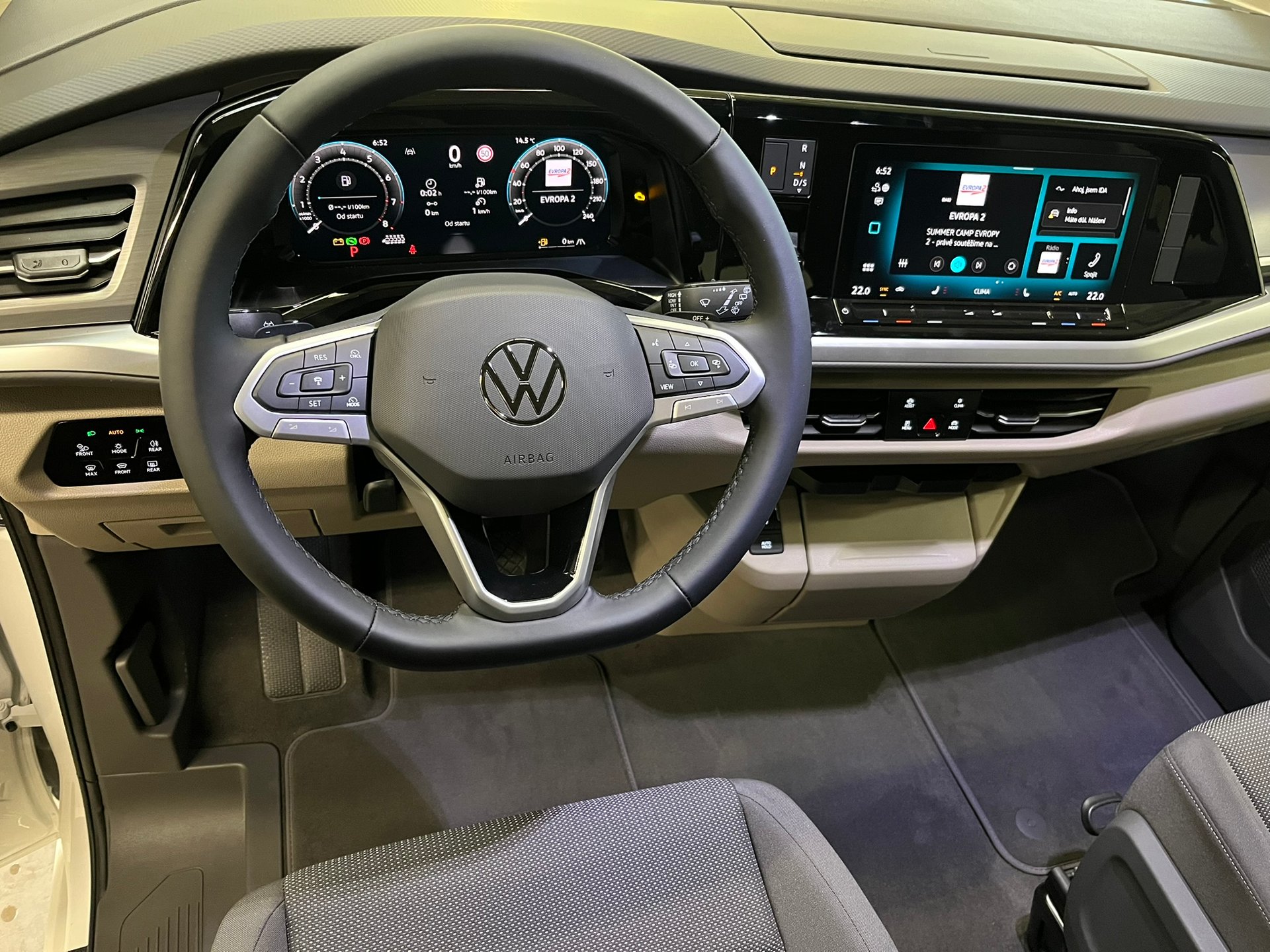 Volkswagen Nový Multivan