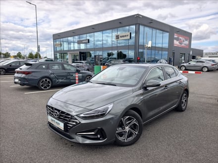 Hyundai i30 fastback T-GDi Smart Navi DCT117 kW
