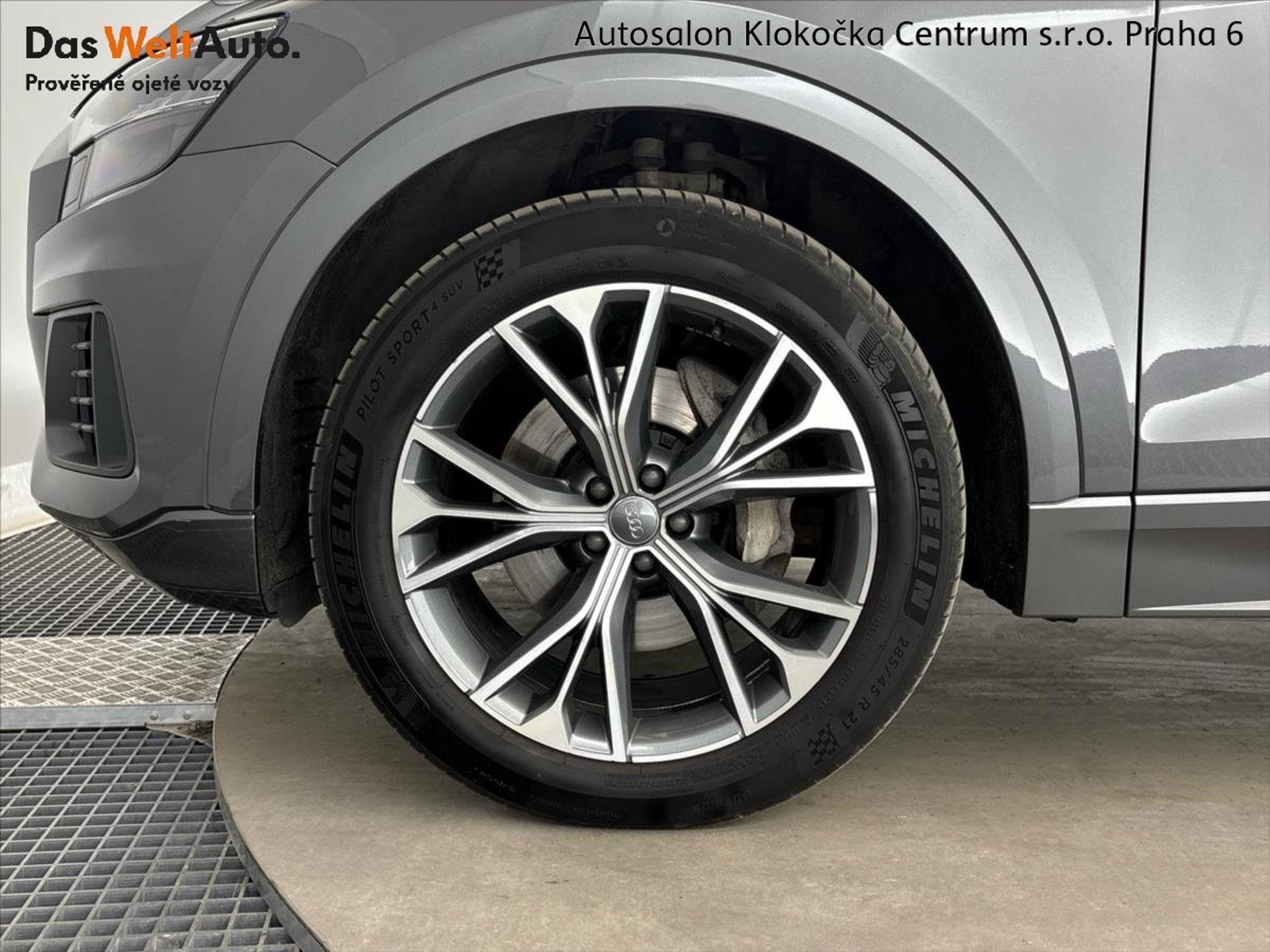Audi Q8