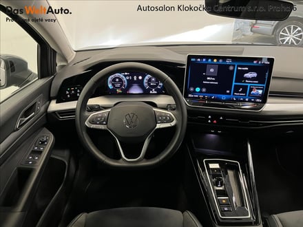 VW Golf TSI mHEV110 kW DSG Style Variant