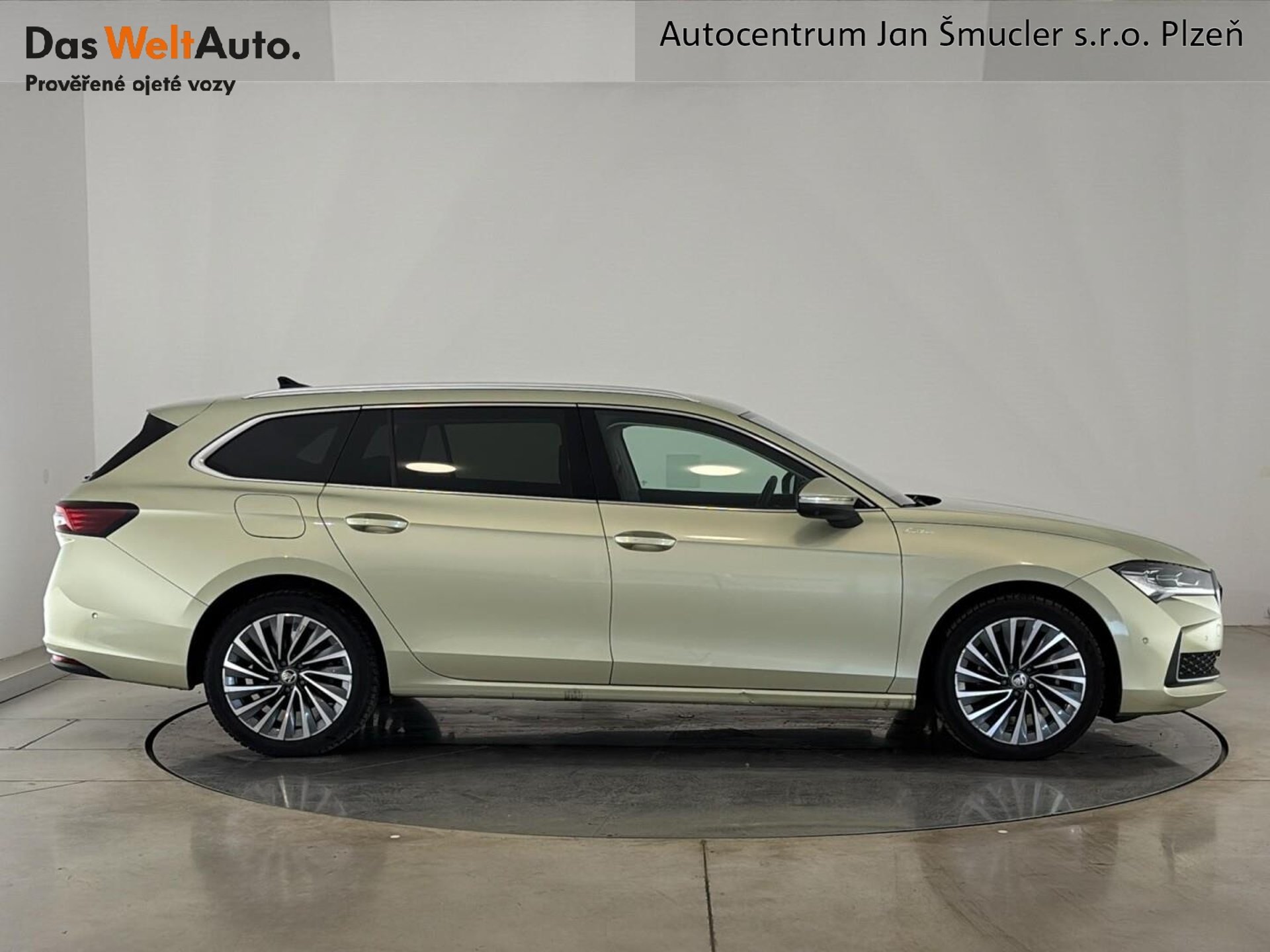 Škoda Superb