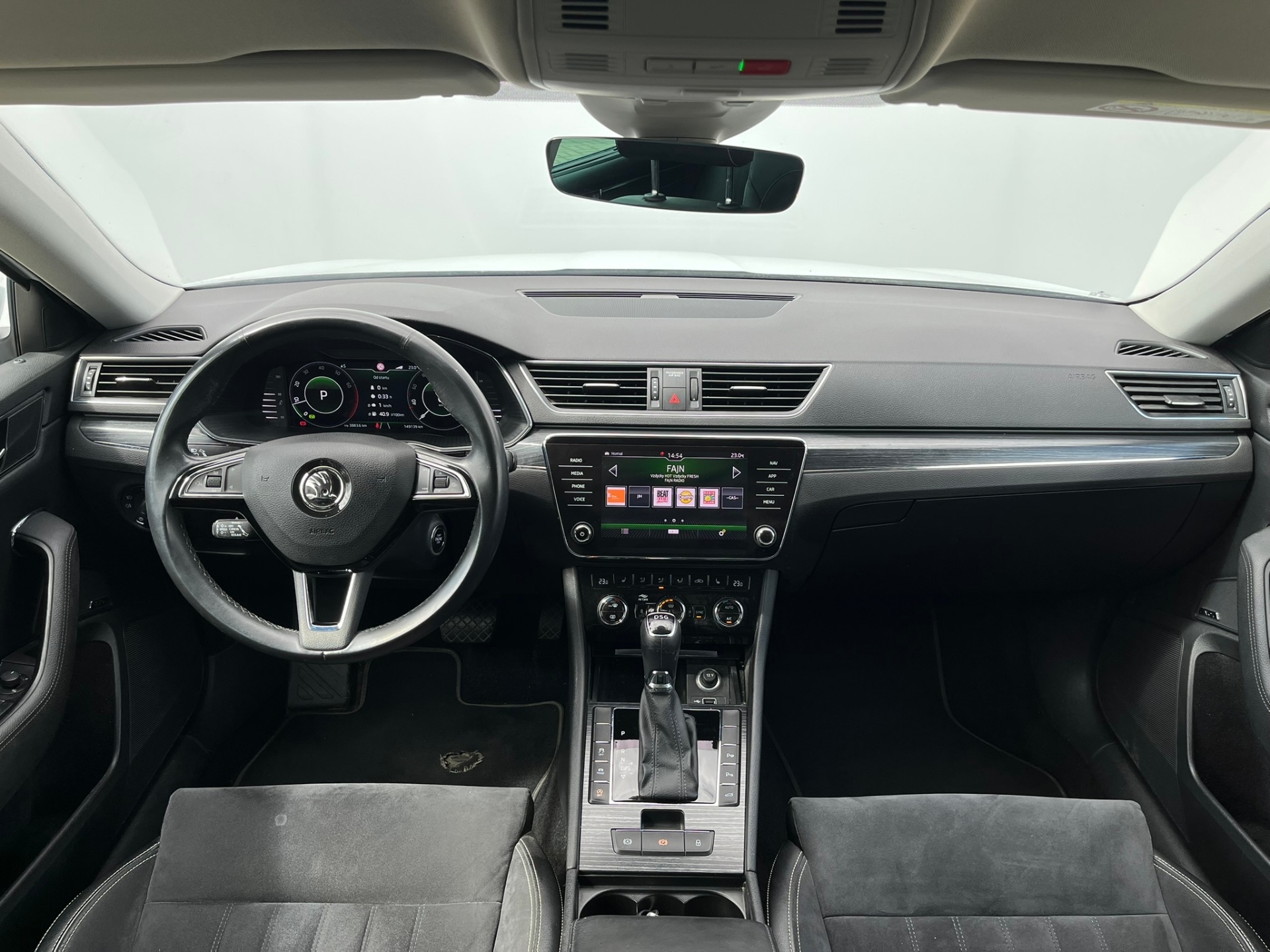 Škoda Superb