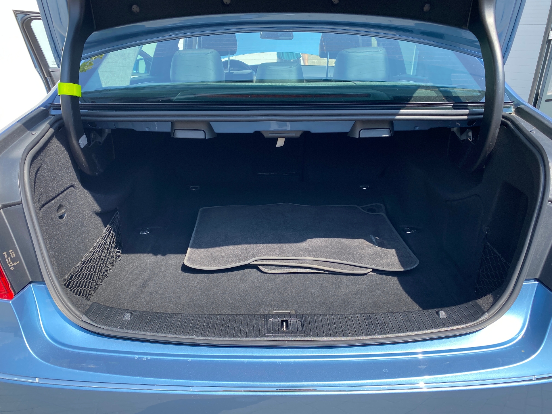 Mercedes-Benz E350