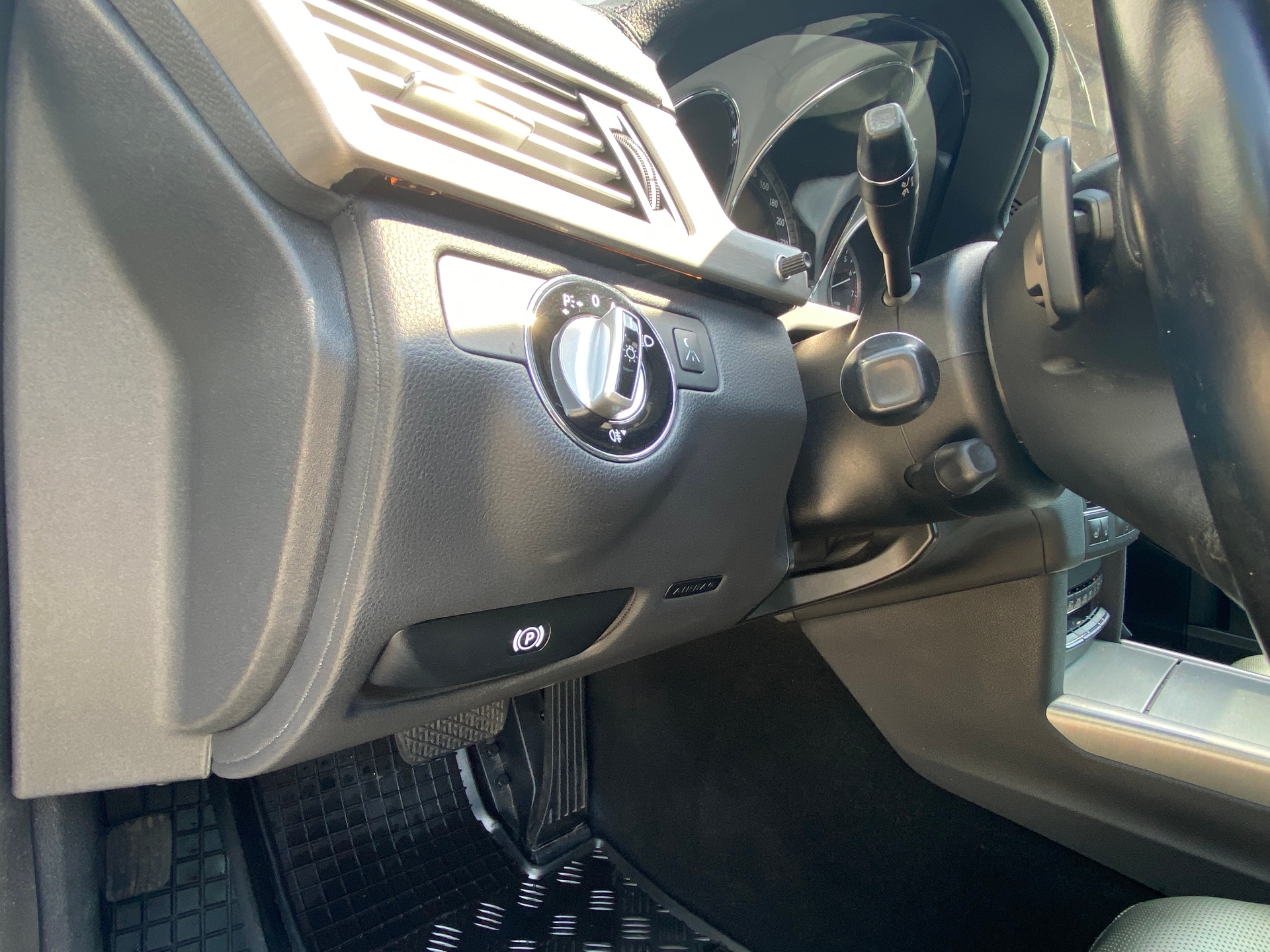 Mercedes-Benz E350
