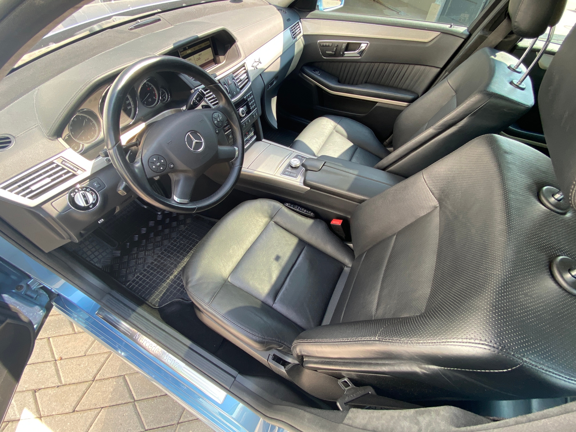 Mercedes-Benz E350
