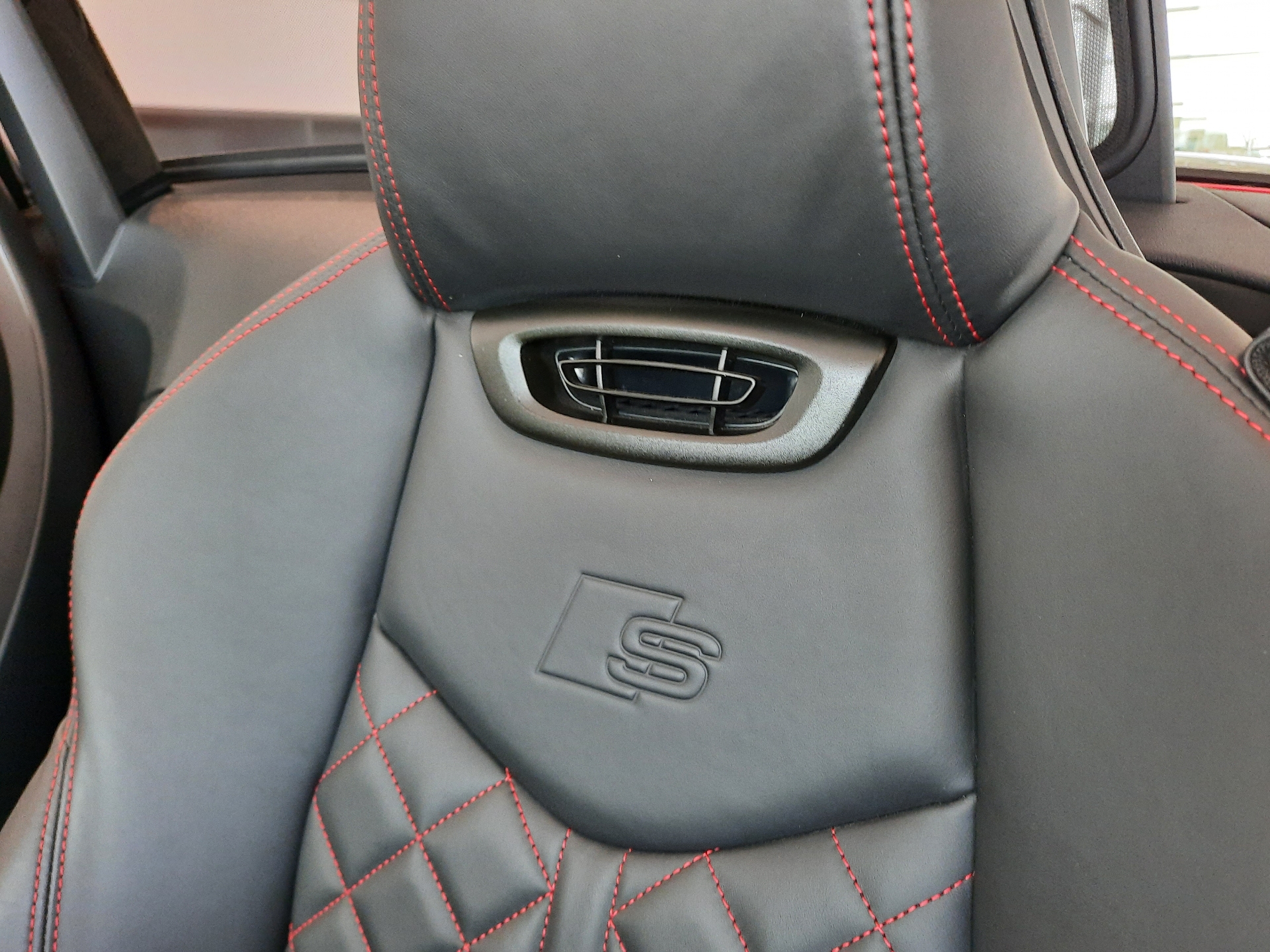 Audi TT Coupé