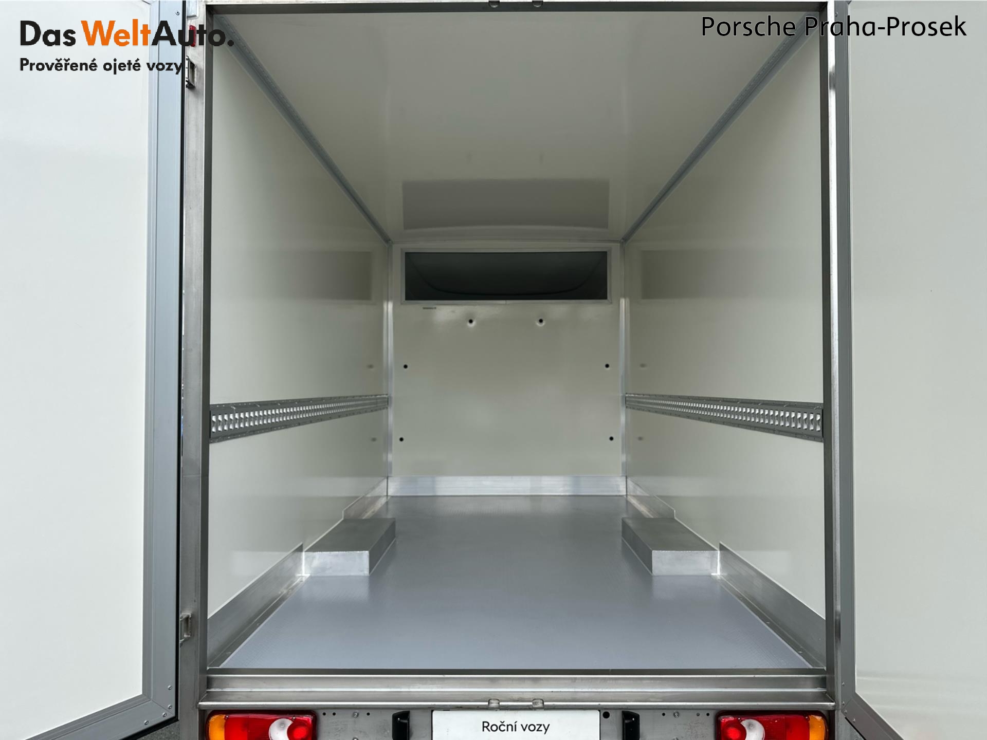 Volkswagen Crafter - skříňový vůz