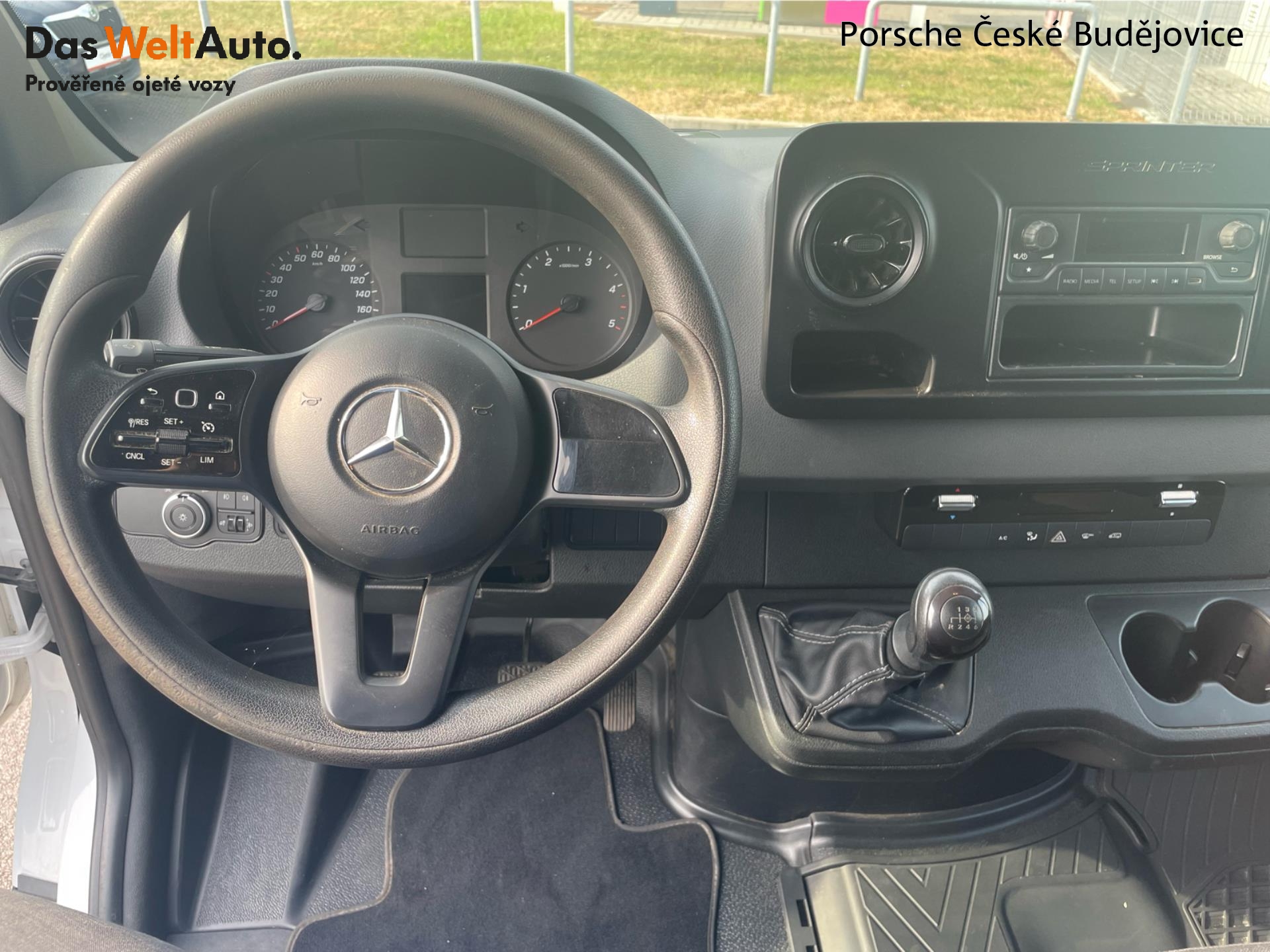 Mercedes-Benz Sprinter