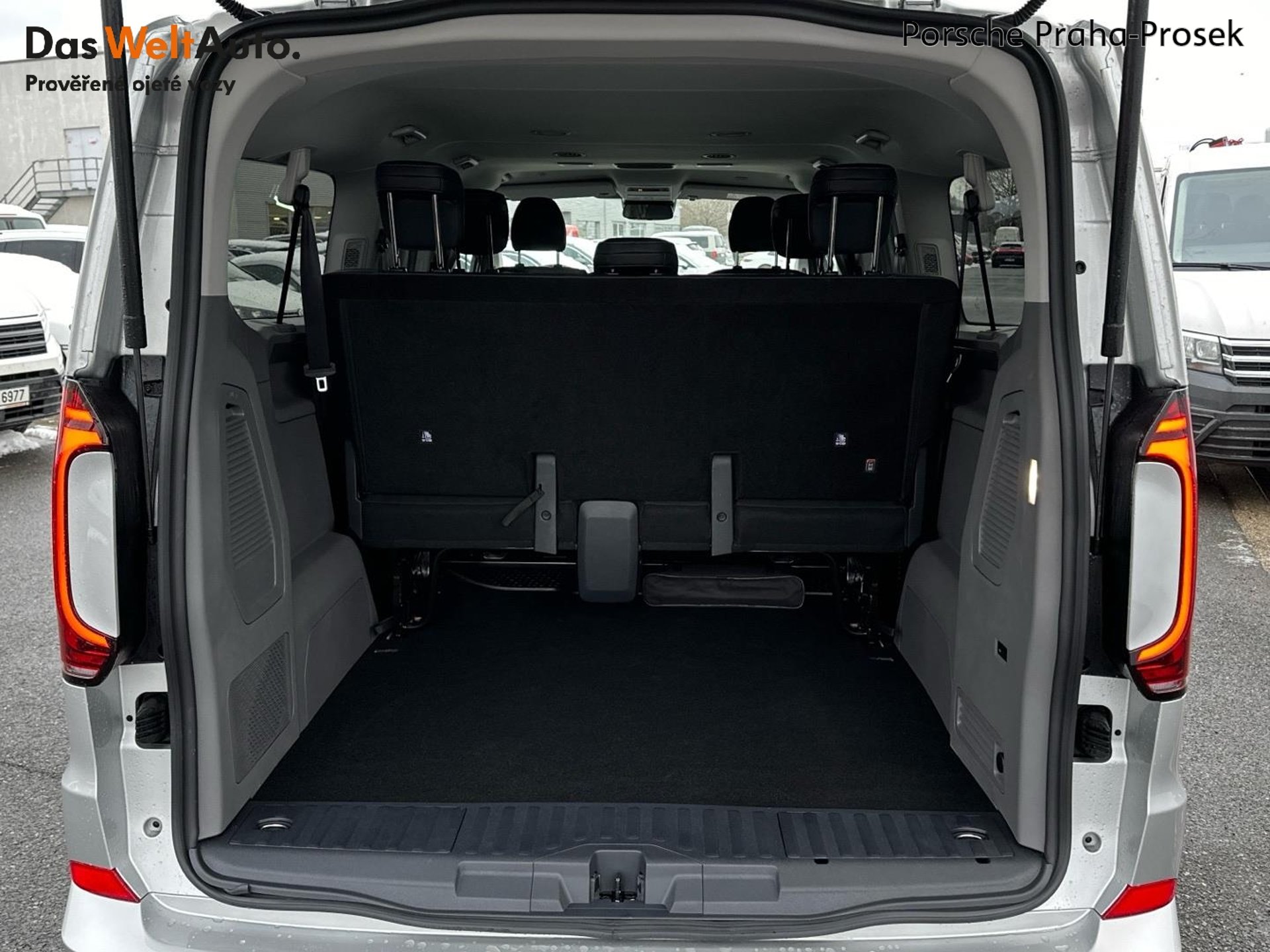 Volkswagen Caravelle