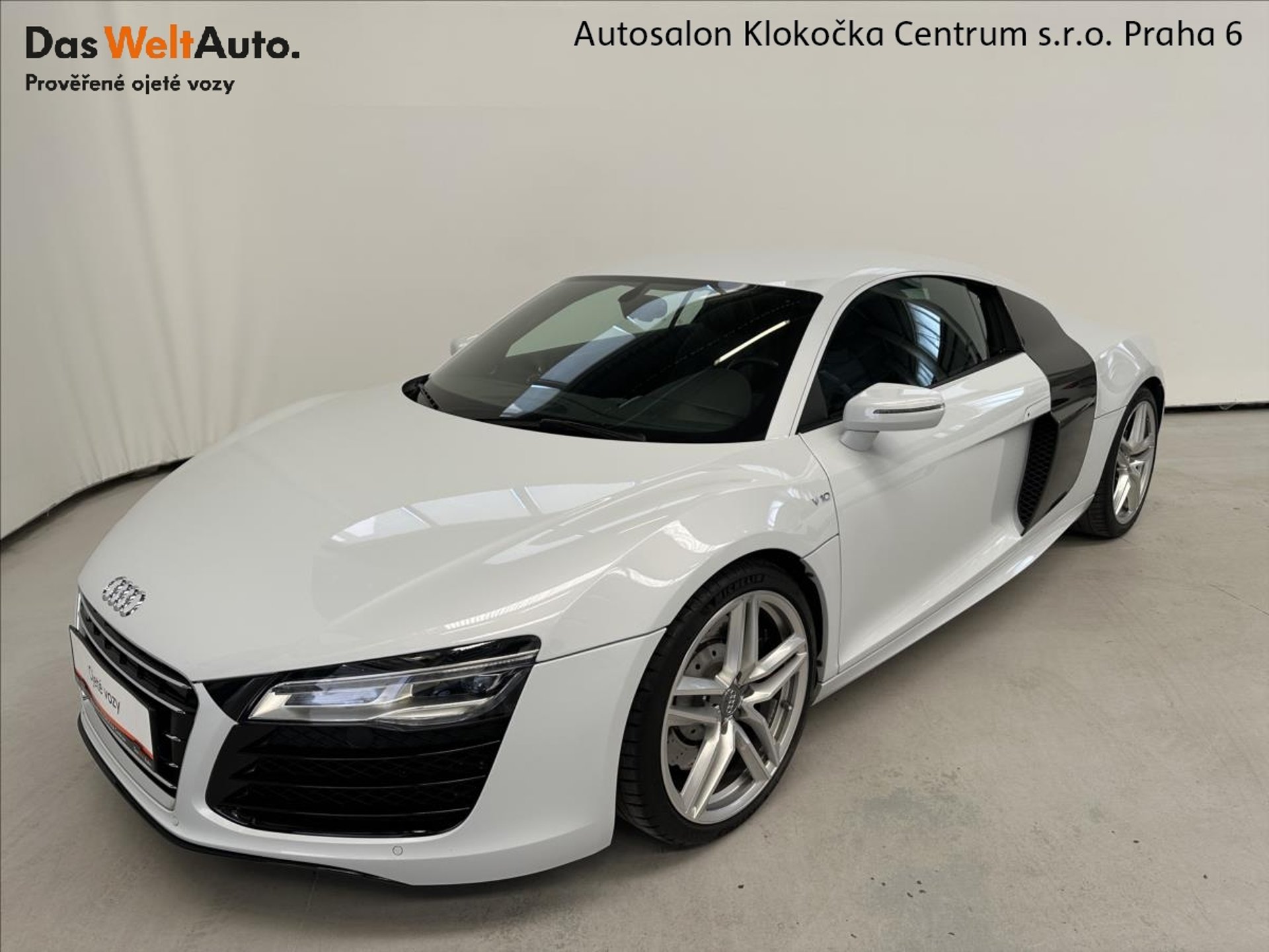 Audi R8